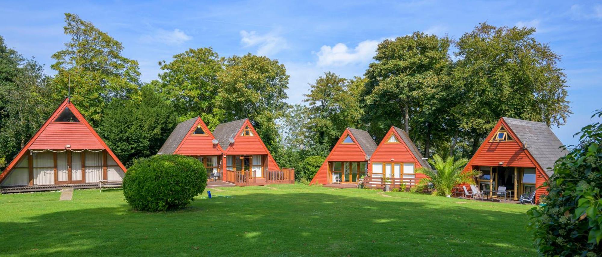 Escape To A Clifftop Chalet With Pool And Tennis Onsite - 1A Kingsdown Holiday Park Екстериор снимка